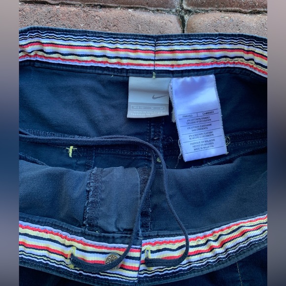 Y2K Nike Shorts - Picture 4 of 11
